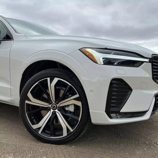 2022 Volvo XC60 B5