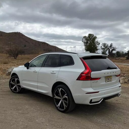 2022 Volvo XC60 B5